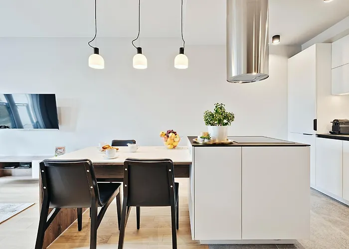 Komfortowy Przy Centrum Manufaktura Z Parkingiem Apartament